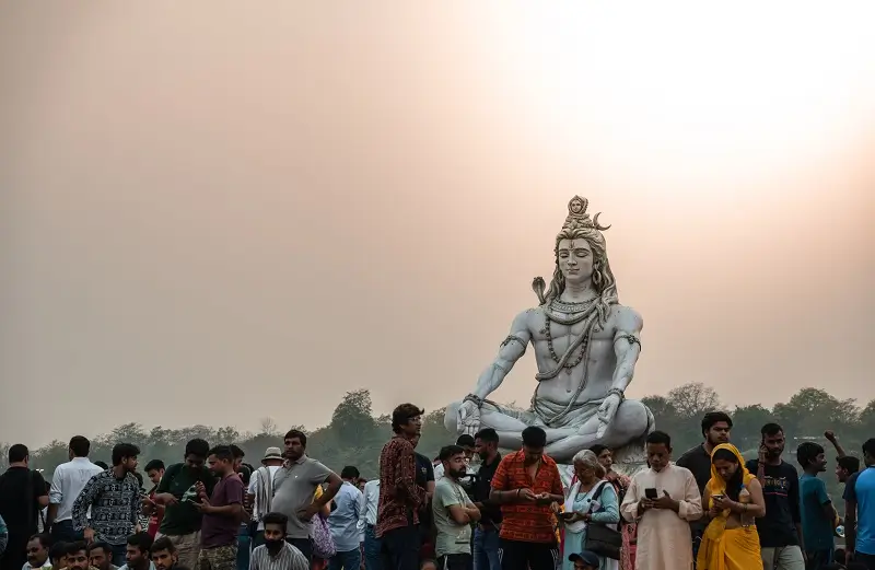 Parmarth Niketan ashram and ghat on the bank of the Ganga in Rishikesh